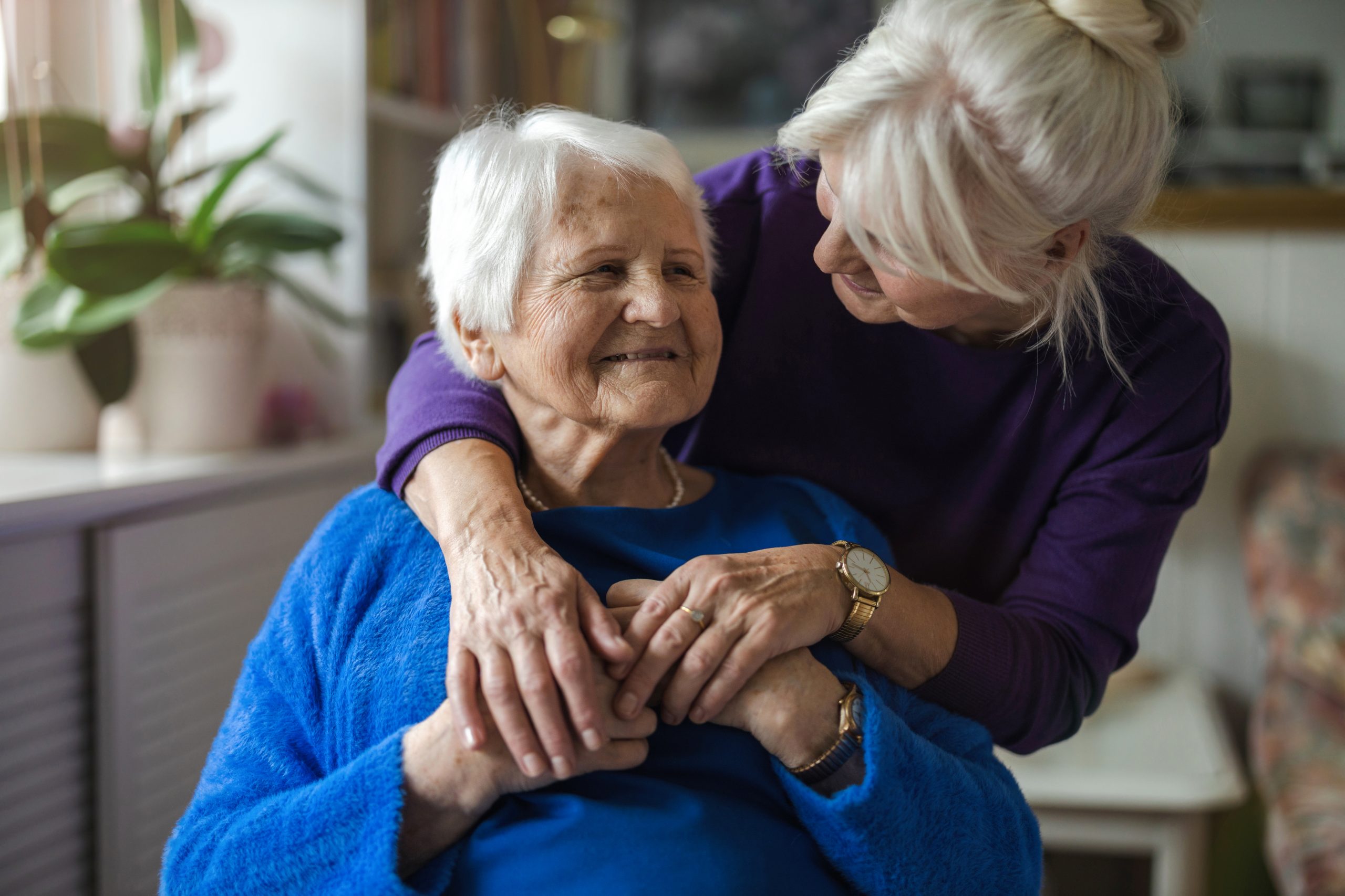 A Caregiver’s Guide to Sundowning and Dementia